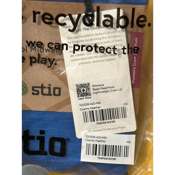 Basis Peakwool Lightweight Crew Neck - Picture 3 of 5